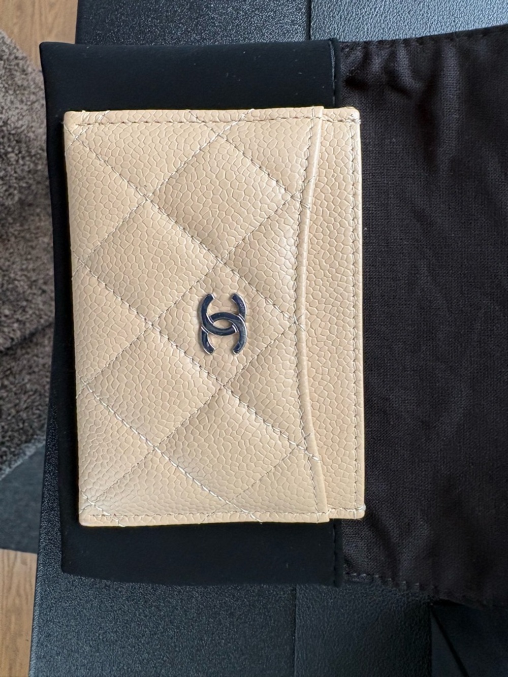 CHANEL Cardholder caviar Leather